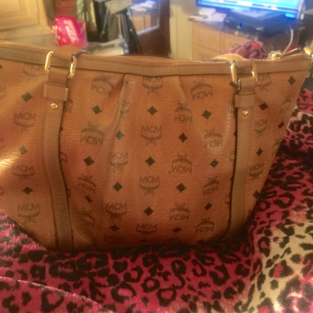 Large Pocketbook - image 2